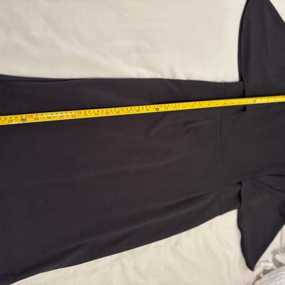 Dressy Flattering Black Dress Size Large. Perfect for elegant occasions LBD - Picture 8 of 9